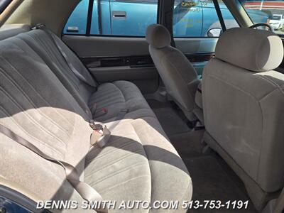 1999 Buick LeSabre Custom   - Photo 9 - Amelia, OH 45102