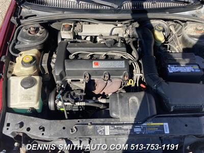 1998 Saturn SL2   - Photo 21 - Amelia, OH 45102