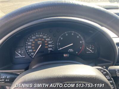 1998 Saturn SL2   - Photo 14 - Amelia, OH 45102