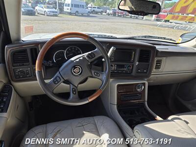 2004 Cadillac Escalade ESV   - Photo 14 - Amelia, OH 45102