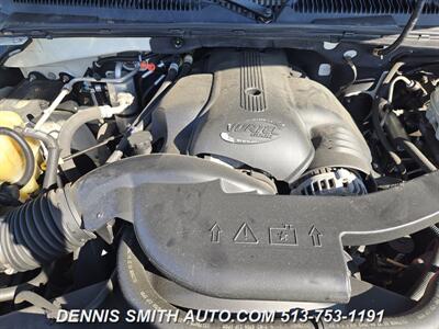 2004 Cadillac Escalade ESV   - Photo 15 - Amelia, OH 45102