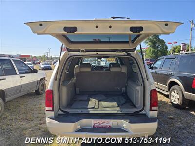 2004 Cadillac Escalade ESV   - Photo 11 - Amelia, OH 45102