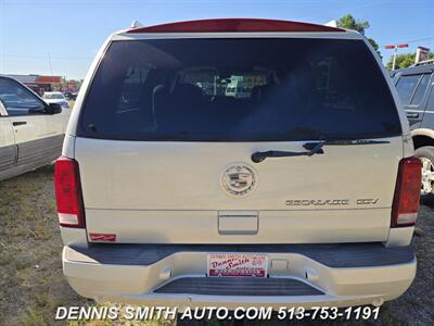 2004 Cadillac Escalade ESV   - Photo 5 - Amelia, OH 45102