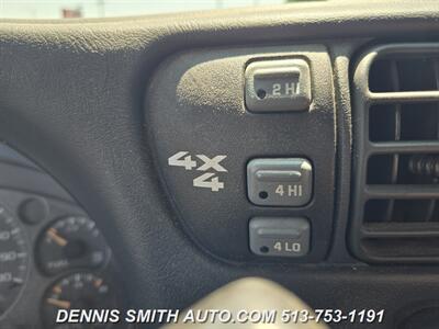 2002 Chevrolet S-10 LS   - Photo 15 - Amelia, OH 45102