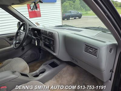 1995 Chevrolet Blazer   - Photo 10 - Amelia, OH 45102