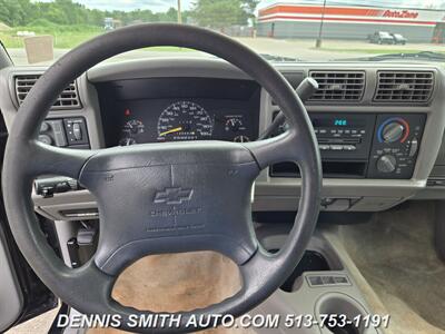 1995 Chevrolet Blazer   - Photo 21 - Amelia, OH 45102