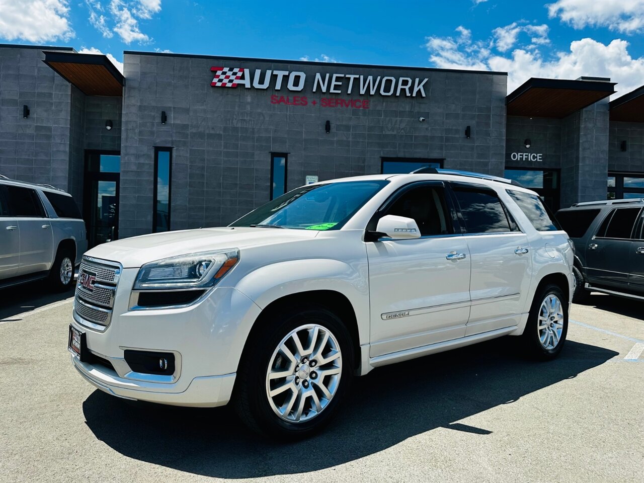 2015 GMC Acadia Denali - Photo 5 - Reno, NV 89502