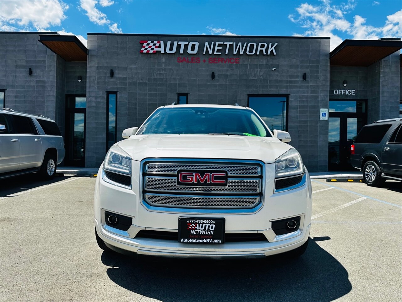 2015 GMC Acadia Denali - Photo 4 - Reno, NV 89502