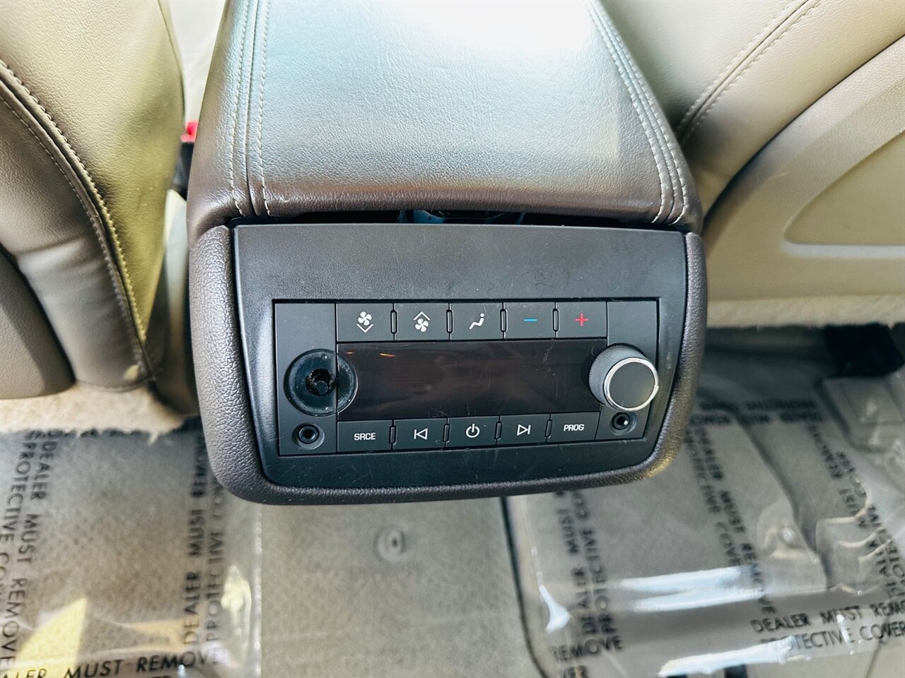 2015 GMC Acadia Denali - Photo 27 - Reno, NV 89502