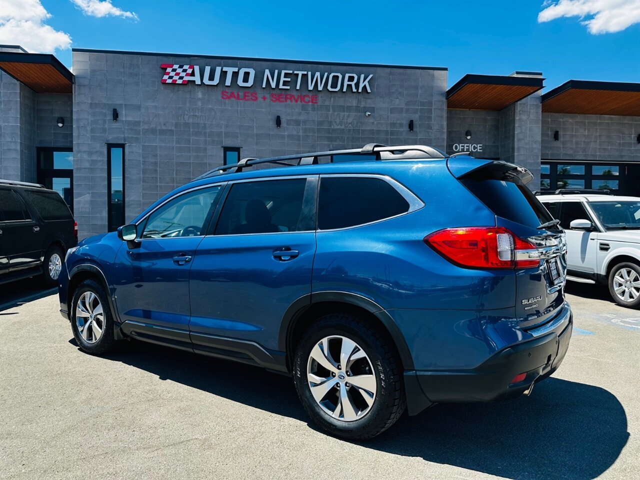 2021 Subaru Ascent Premium 7-Passenger - Photo 7 - Reno, NV 89502