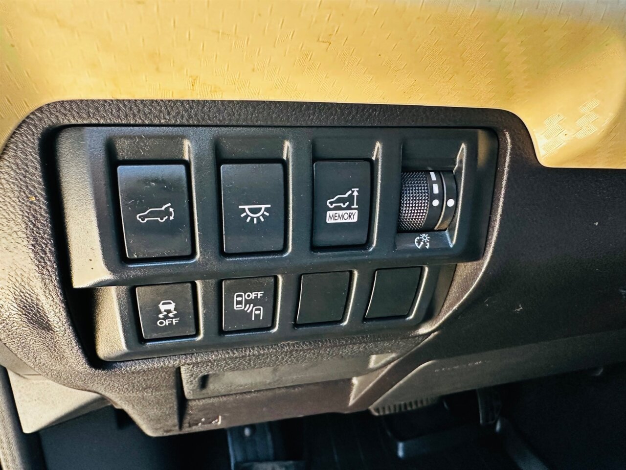 2021 Subaru Ascent Premium 7-Passenger - Photo 27 - Reno, NV 89502