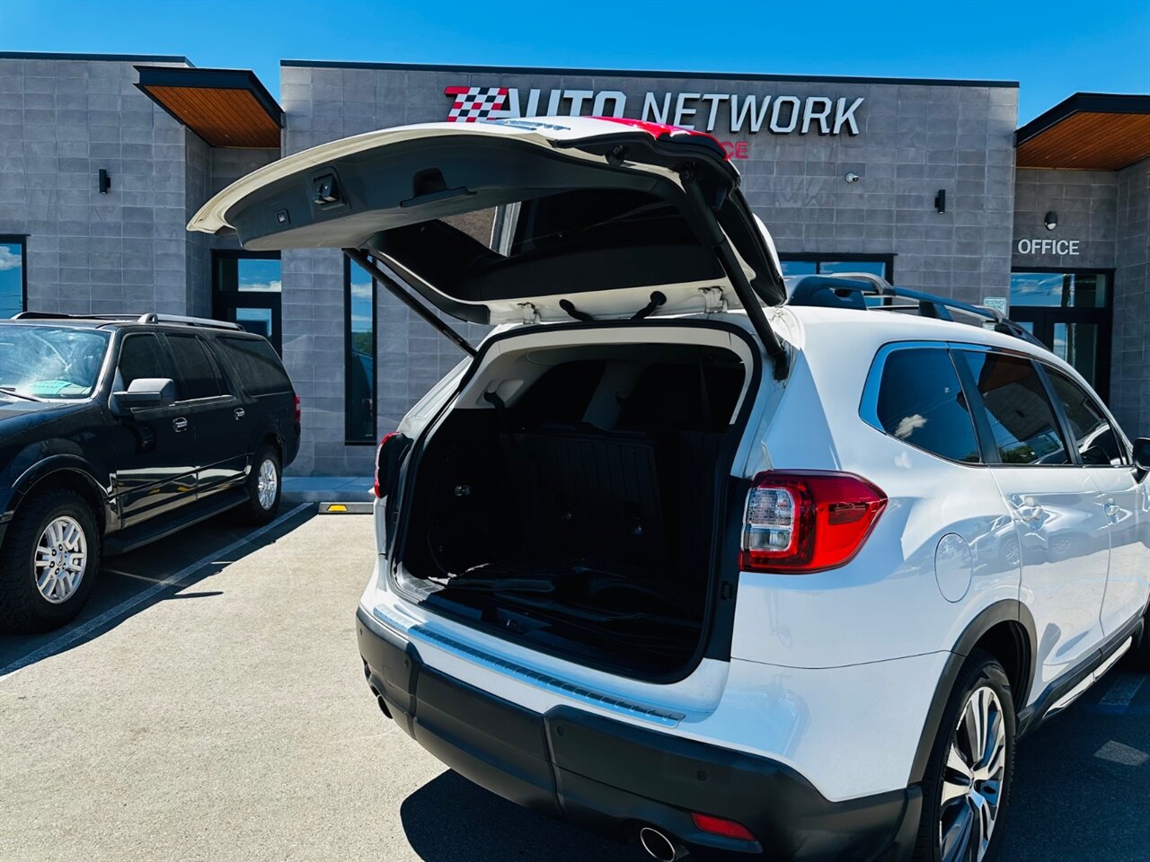 2019 Subaru Ascent Limited - Photo 9 - Reno, NV 89502
