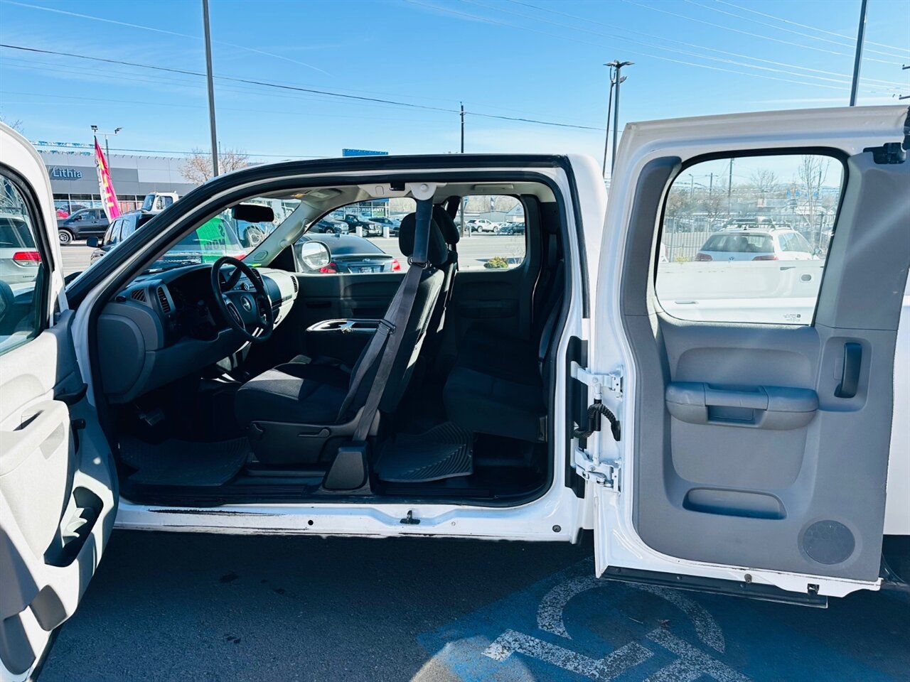 2013 Chevrolet Silverado 1500 Work Truck photo 9