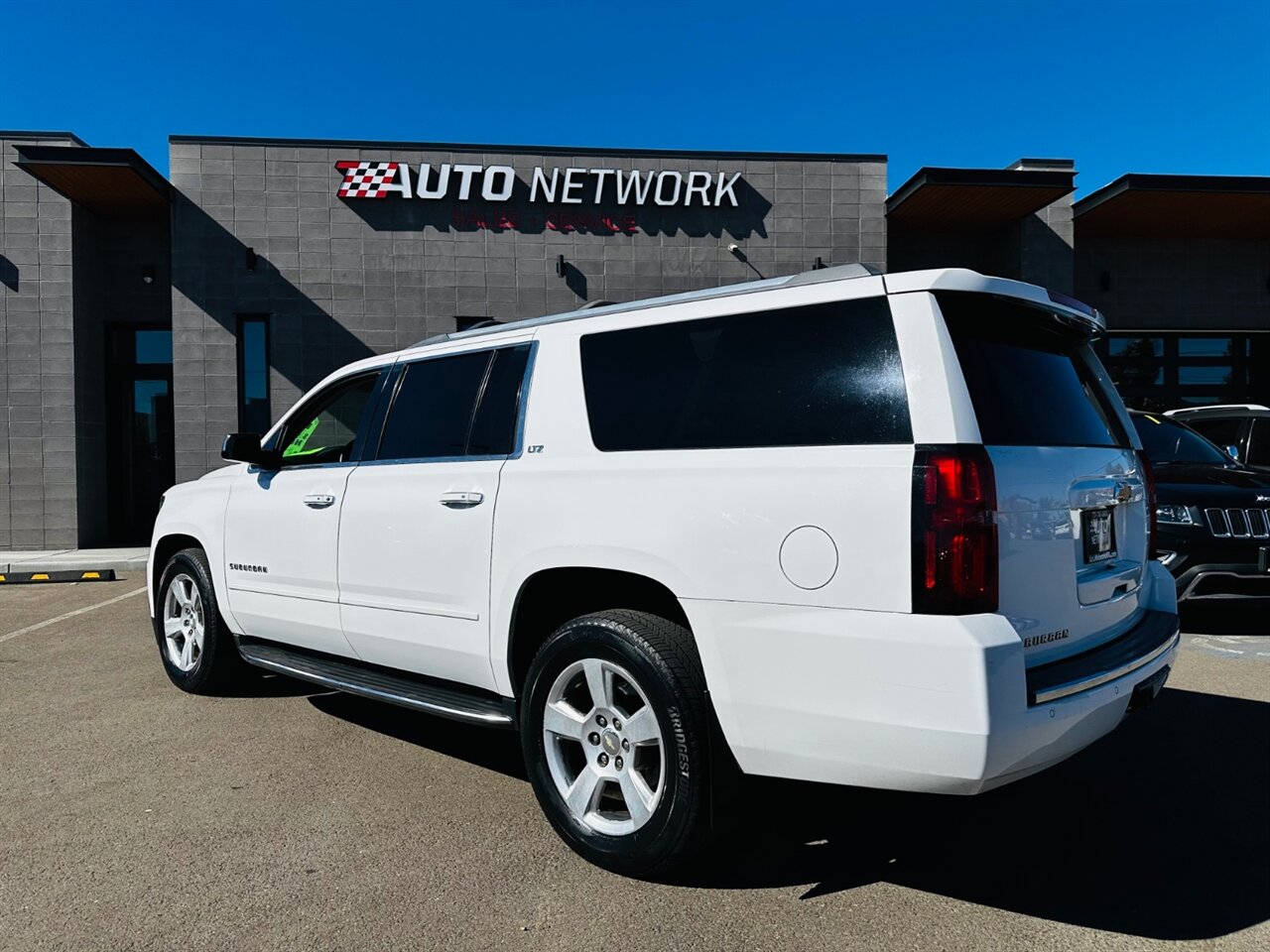 2016 Chevrolet Suburban LTZ - Photo 7 - Reno, NV 89502