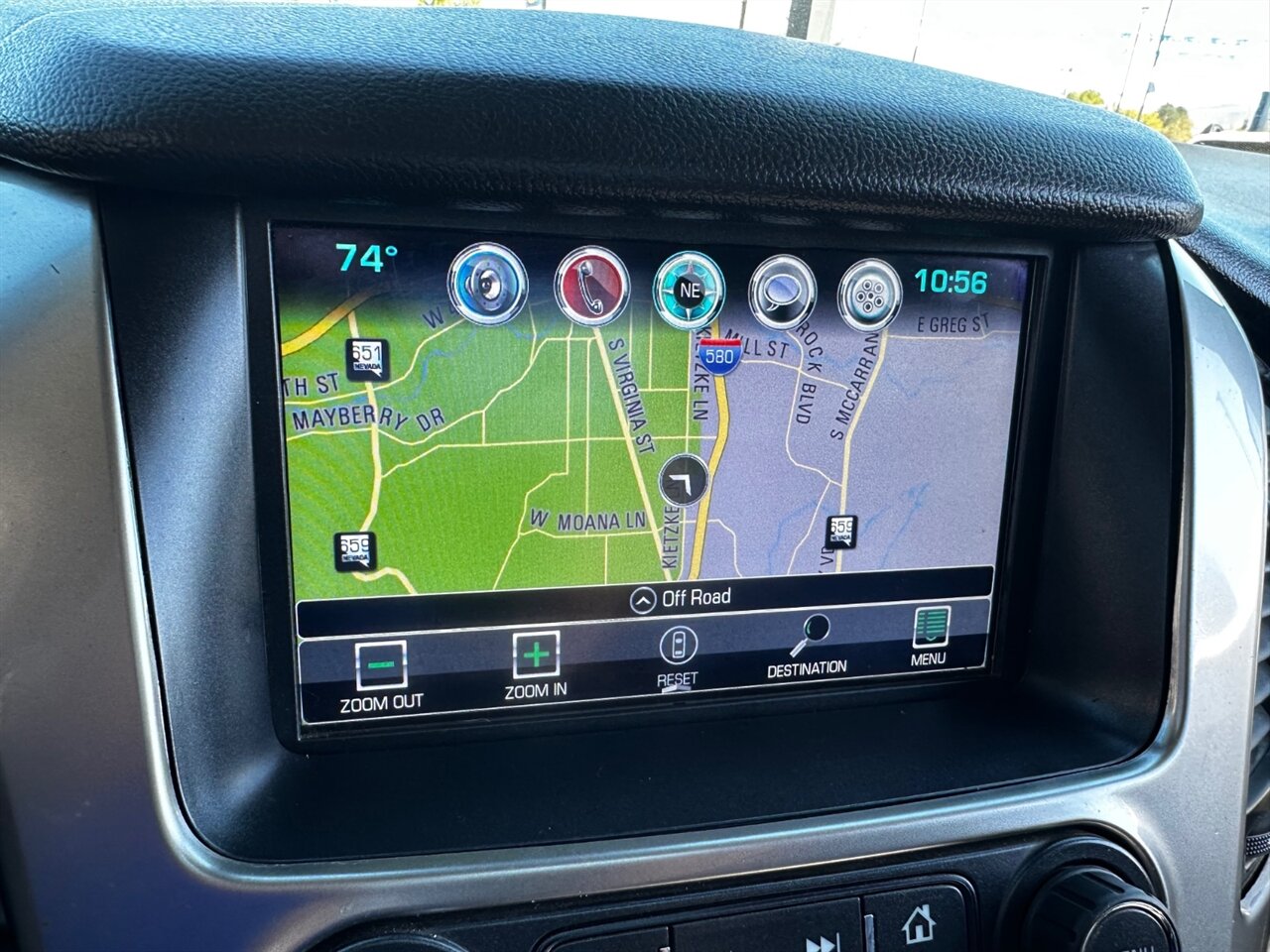 2016 Chevrolet Suburban LTZ - Photo 19 - Reno, NV 89502