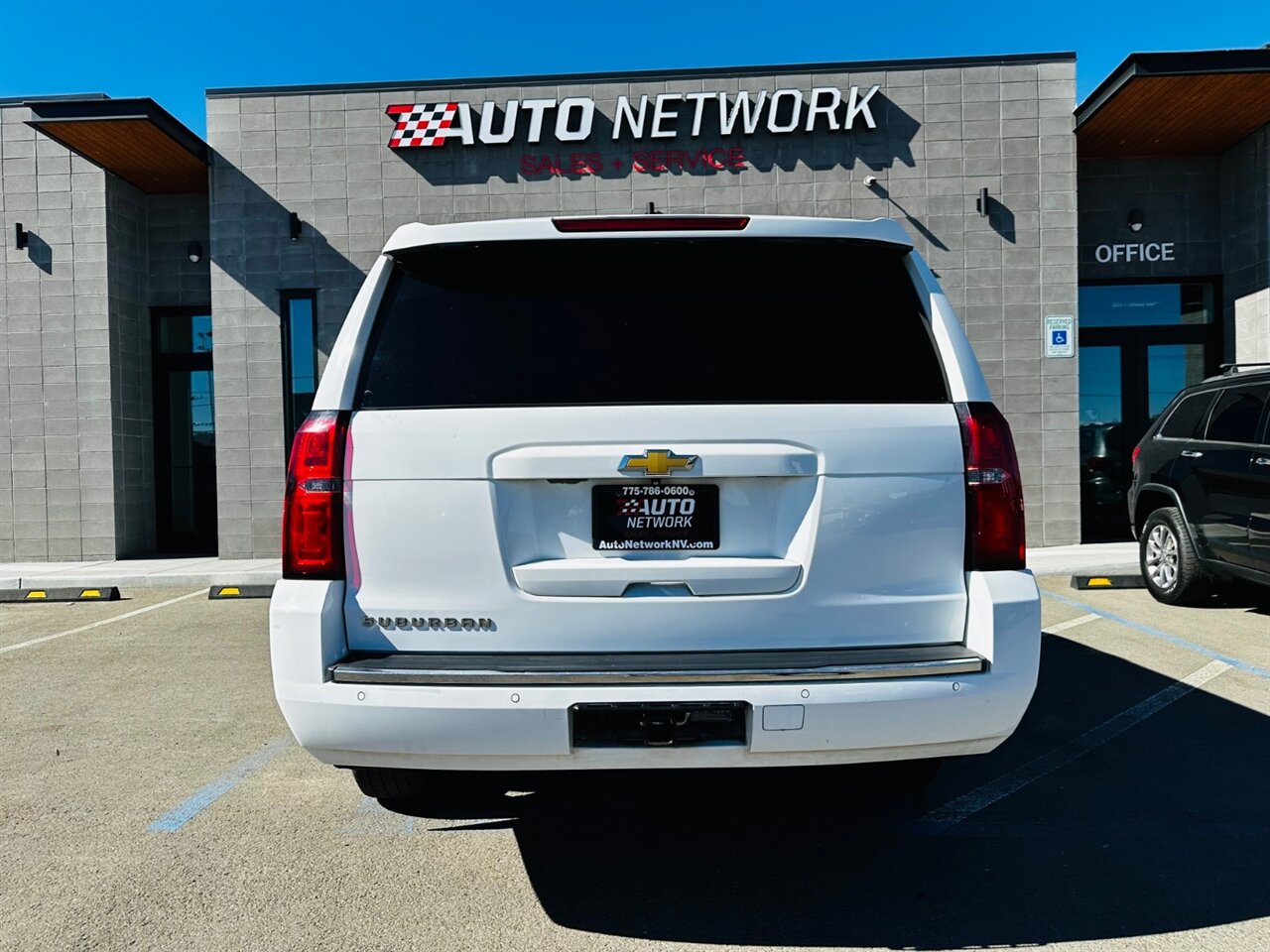 2016 Chevrolet Suburban LTZ - Photo 8 - Reno, NV 89502
