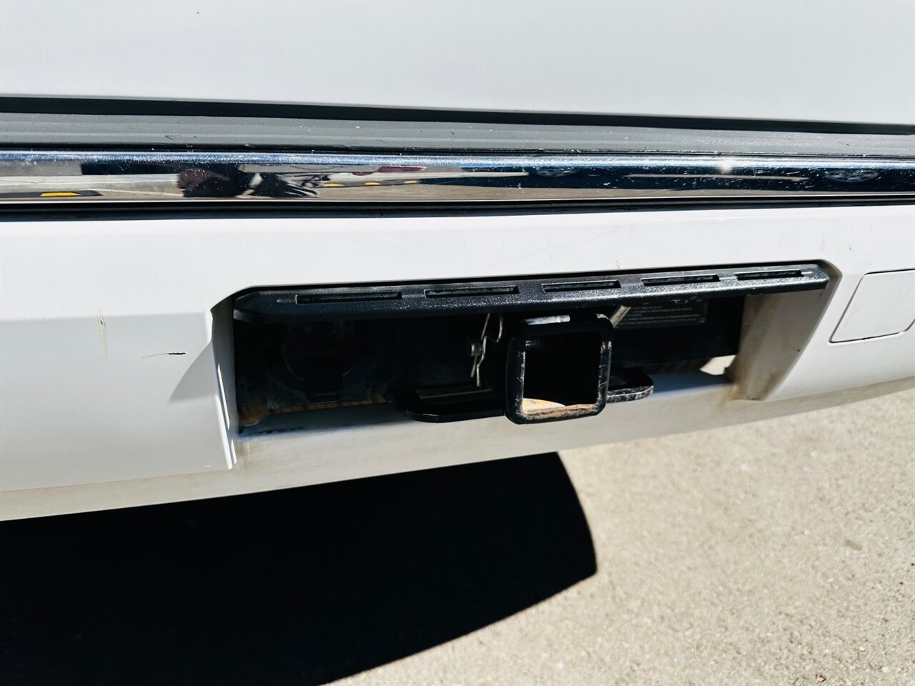 2016 Chevrolet Suburban LTZ - Photo 13 - Reno, NV 89502