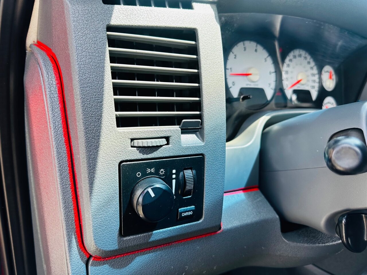 2007 Dodge Ram 1500 SLT 4dr Quad Cab Big Horn Edition - Photo 21 - Reno, NV 89502