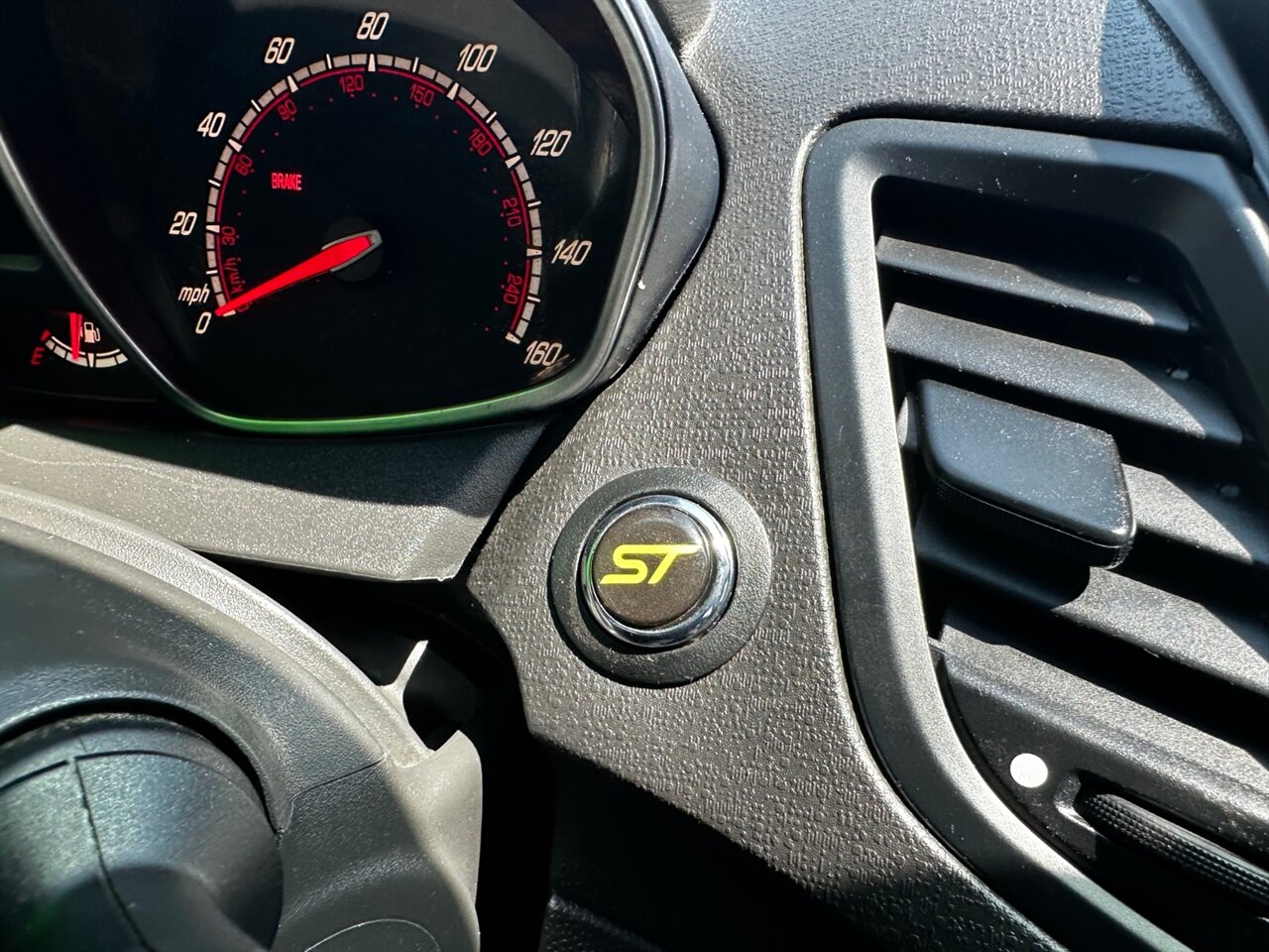 2014 Ford Fiesta ST - Photo 28 - Reno, NV 89502
