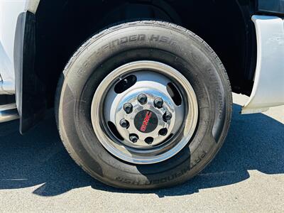 2005 GMC Sierra 3500 SLT 4dr Extended Cab   - Photo 13 - Reno, NV 89502