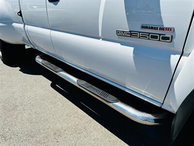 2005 GMC Sierra 3500 SLT 4dr Extended Cab   - Photo 10 - Reno, NV 89502