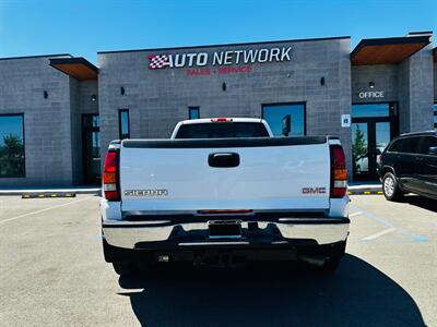 2005 GMC Sierra 3500 SLT 4dr Extended Cab   - Photo 8 - Reno, NV 89502