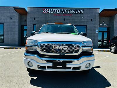2005 GMC Sierra 3500 SLT 4dr Extended Cab   - Photo 4 - Reno, NV 89502