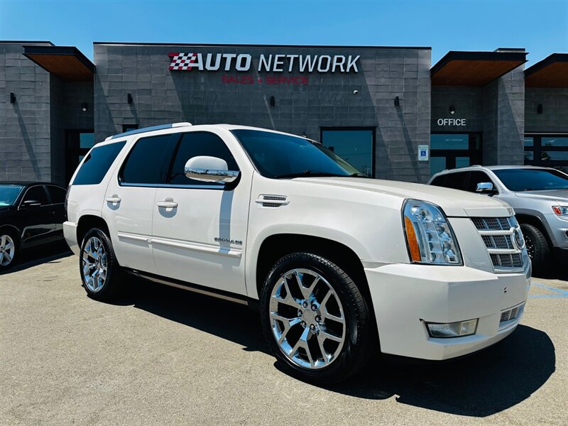 2013 Cadillac Escalade Premium  