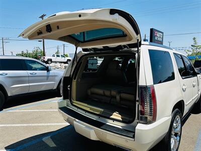 2013 Cadillac Escalade Premium   - Photo 9 - Reno, NV 89502