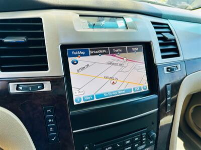 2013 Cadillac Escalade Premium   - Photo 19 - Reno, NV 89502