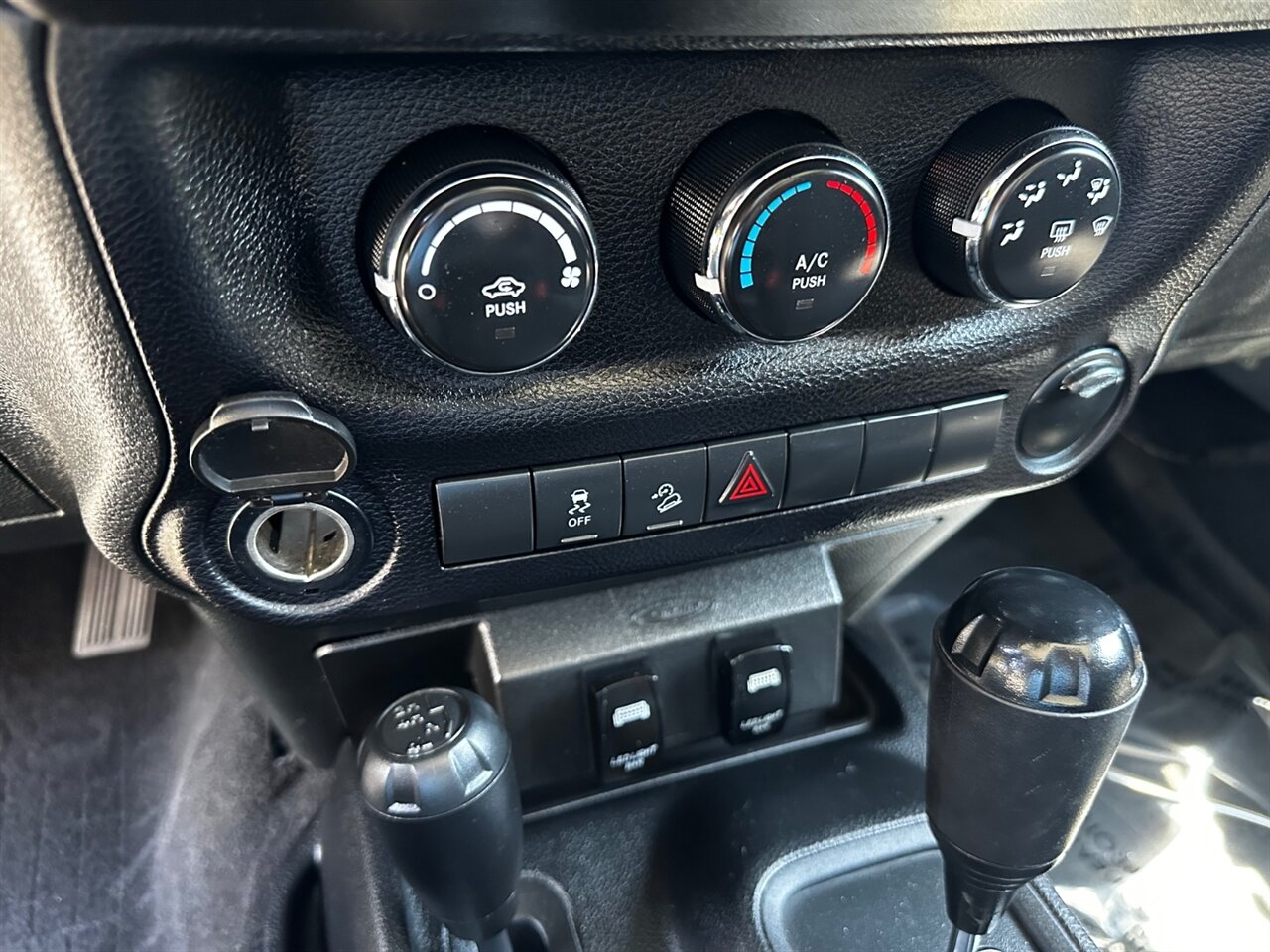 2015 Jeep Wrangler Sport - Photo 24 - Reno, NV 89502