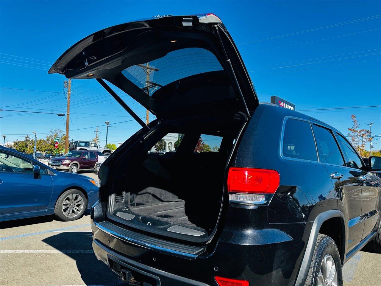 2015 Jeep Grand Cherokee Limited   - Photo 9 - Reno, NV 89502