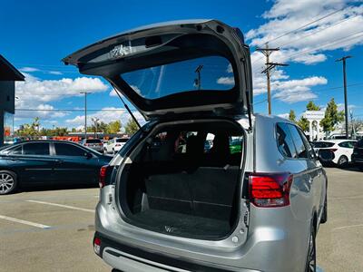 2020 Mitsubishi Outlander SE - Photo 9 - Reno, NV 89502