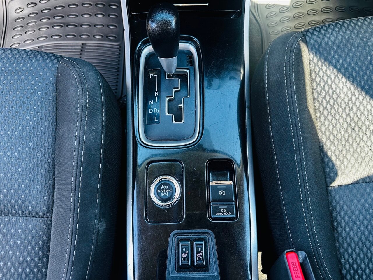 2020 Mitsubishi Outlander SE - Photo 18 - Reno, NV 89502