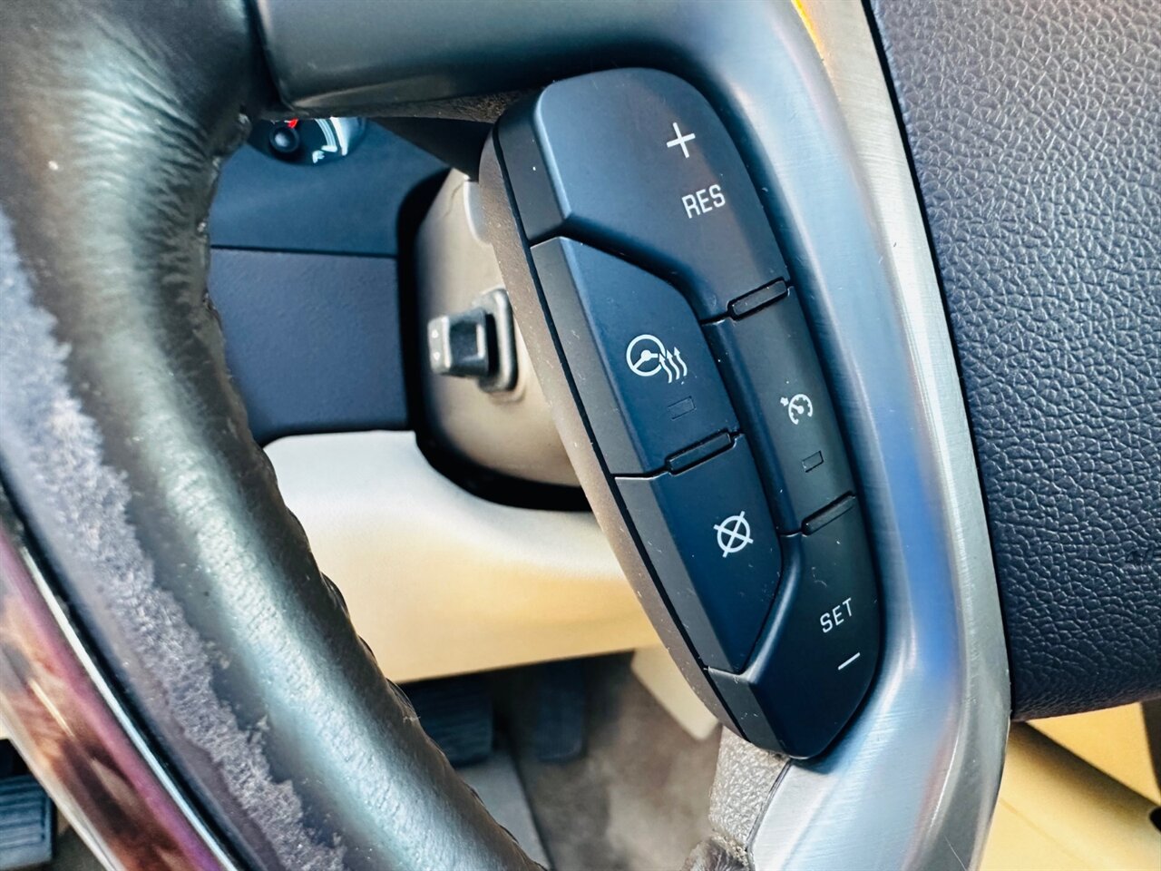 2013 GMC Yukon XL Denali - Photo 26 - Reno, NV 89502