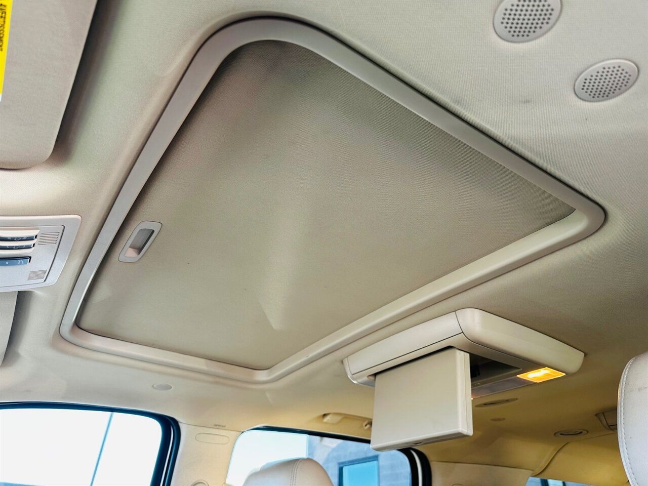 2013 GMC Yukon XL Denali - Photo 24 - Reno, NV 89502