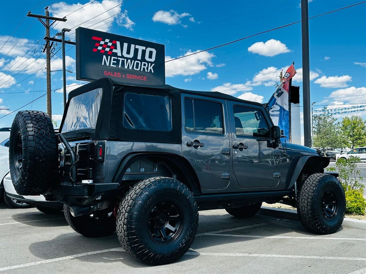 2018 Jeep Wrangler JK Unlimited Sport - Photo 7 - Reno, NV 89502