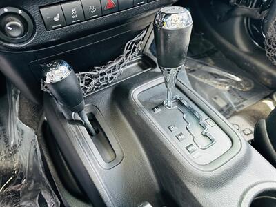 2013 Jeep Wrangler Unlimited Rubicon   - Photo 21 - Reno, NV 89502