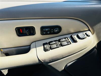 2002 GMC Yukon SLT 4dr   - Photo 25 - Reno, NV 89502
