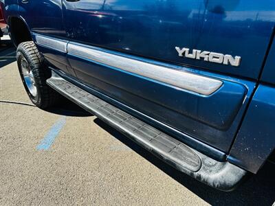 2002 GMC Yukon SLT 4dr   - Photo 10 - Reno, NV 89502