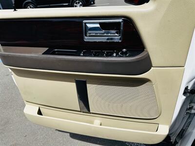 2017 Lincoln Navigator Reserve   - Photo 32 - Reno, NV 89502