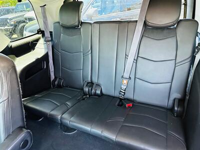 2015 Cadillac Escalade Luxury   - Photo 16 - Reno, NV 89502