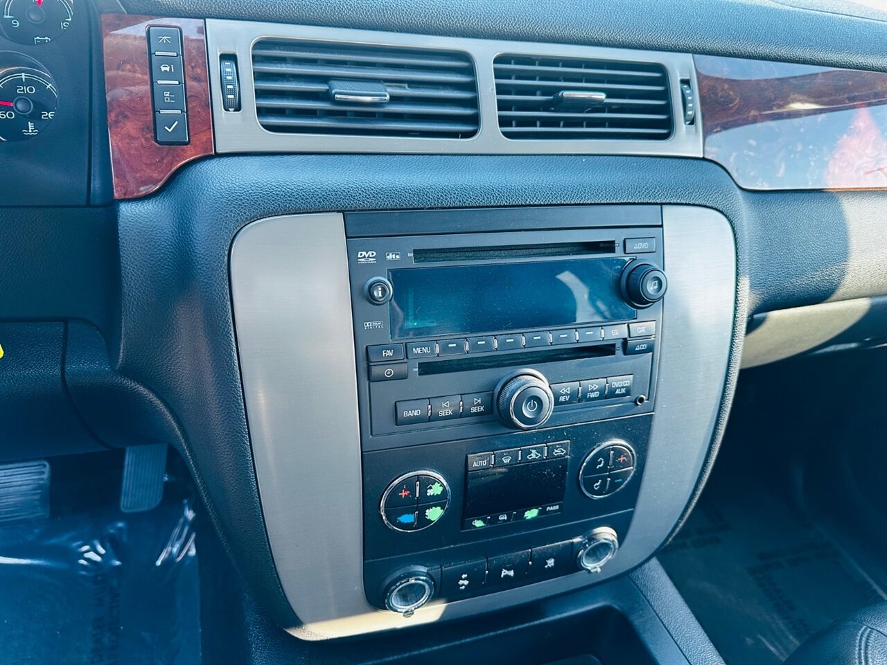 2009 GMC Sierra 1500 SLE - Photo 13 - Reno, NV 89502