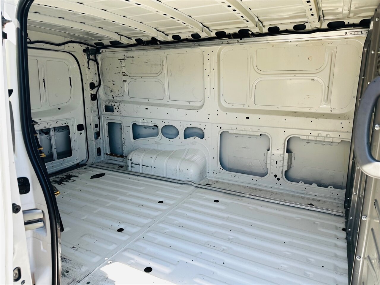 2019 Nissan NV 1500 S - Photo 13 - Reno, NV 89502