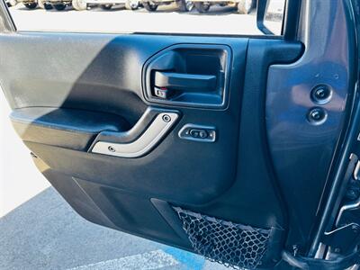 2016 Jeep Wrangler Unlimited Rubicon   - Photo 30 - Reno, NV 89502