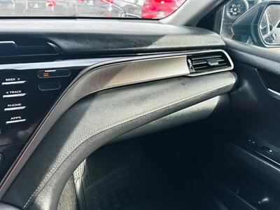 2020 Toyota Camry SE   - Photo 19 - Reno, NV 89502