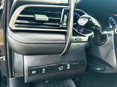 2020 Toyota Camry SE   - Photo 16 - Reno, NV 89502