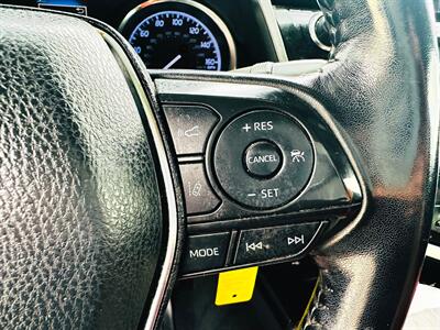 2020 Toyota Camry SE   - Photo 18 - Reno, NV 89502