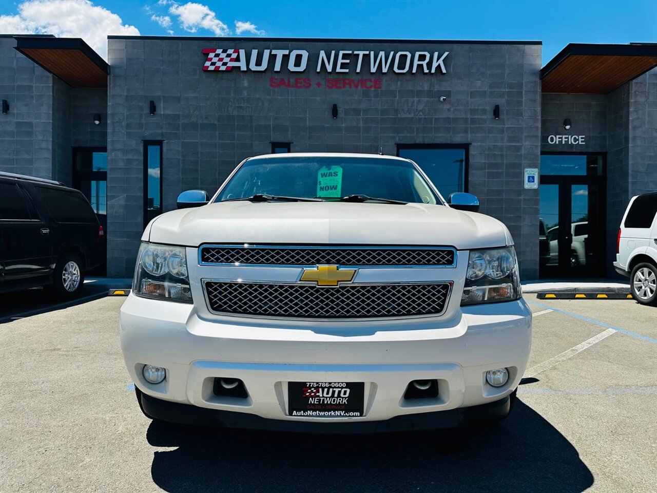2012 Chevrolet Suburban LTZ - Photo 4 - Reno, NV 89502