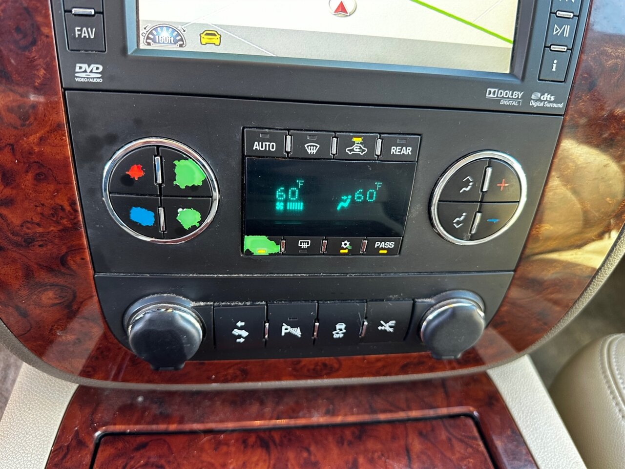 2012 Chevrolet Suburban LTZ - Photo 22 - Reno, NV 89502